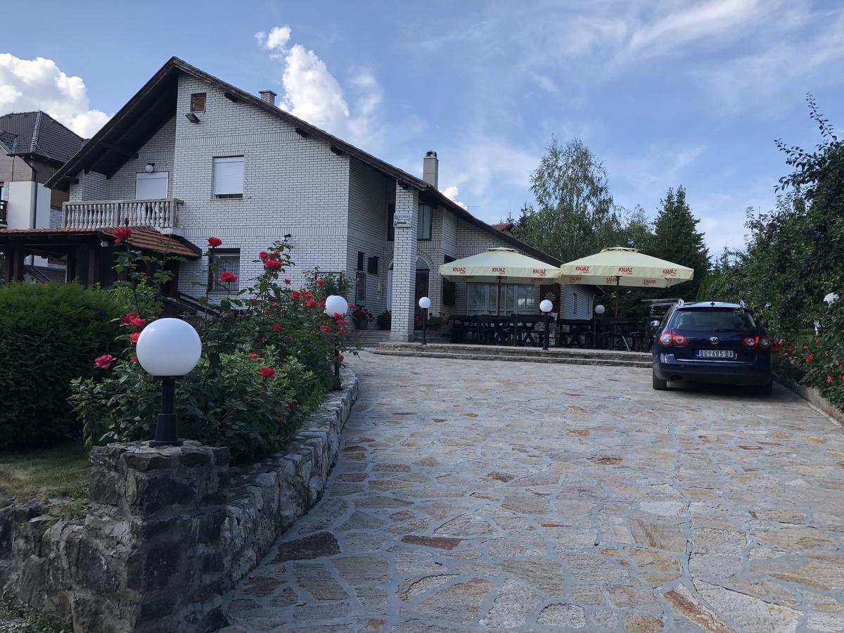Apartmani Berghaus 兹拉蒂博尔 外观 照片